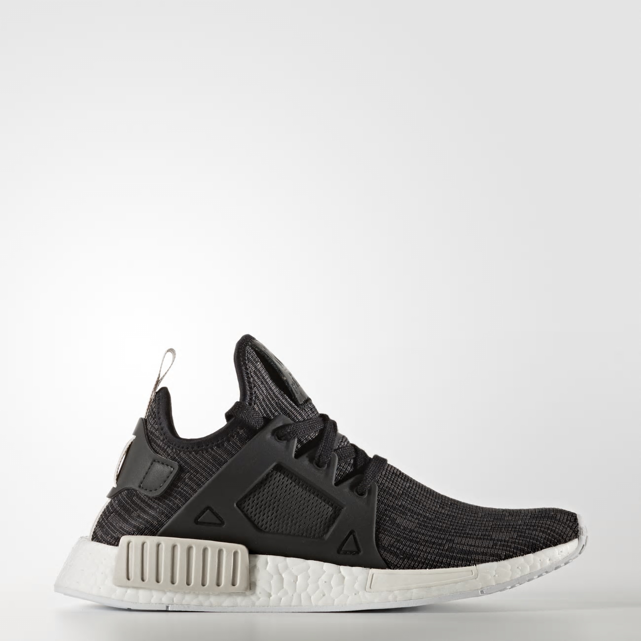 Adidas NMD_XR1 Primeknit Női Originals Cipő - Fekete [D31501]